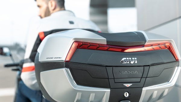 Givi Maxia 5